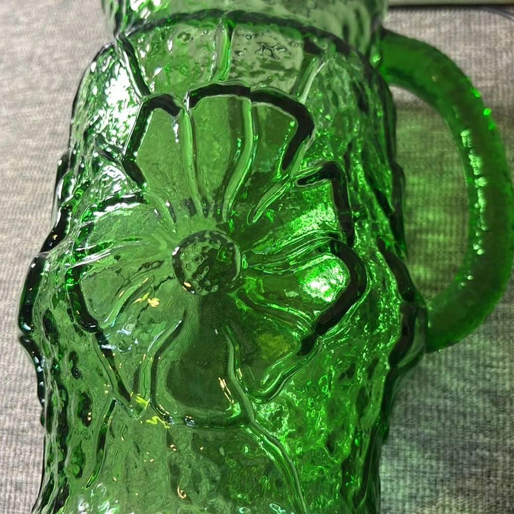 Vintage Green Rainflower Pitcher Anchor Hocking EUC - Picture 7 of 8
